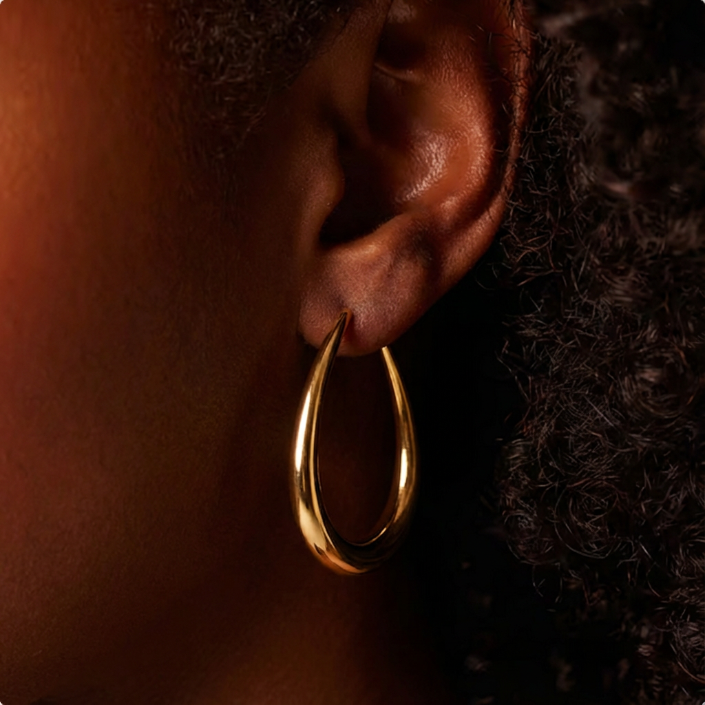 Kim - Drop Earrings with a Touch of Luxury