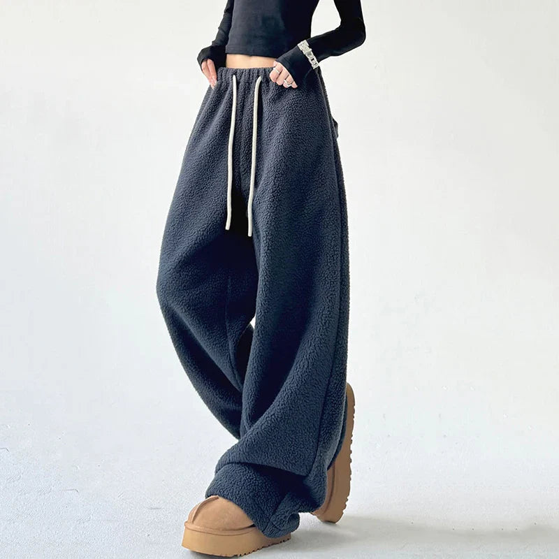 The Oslo Fleece Pants