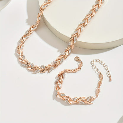 Lisa Elegant glass fish tail set with crystals