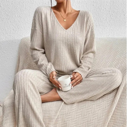 Livia Elegant All-Season Lounge Set