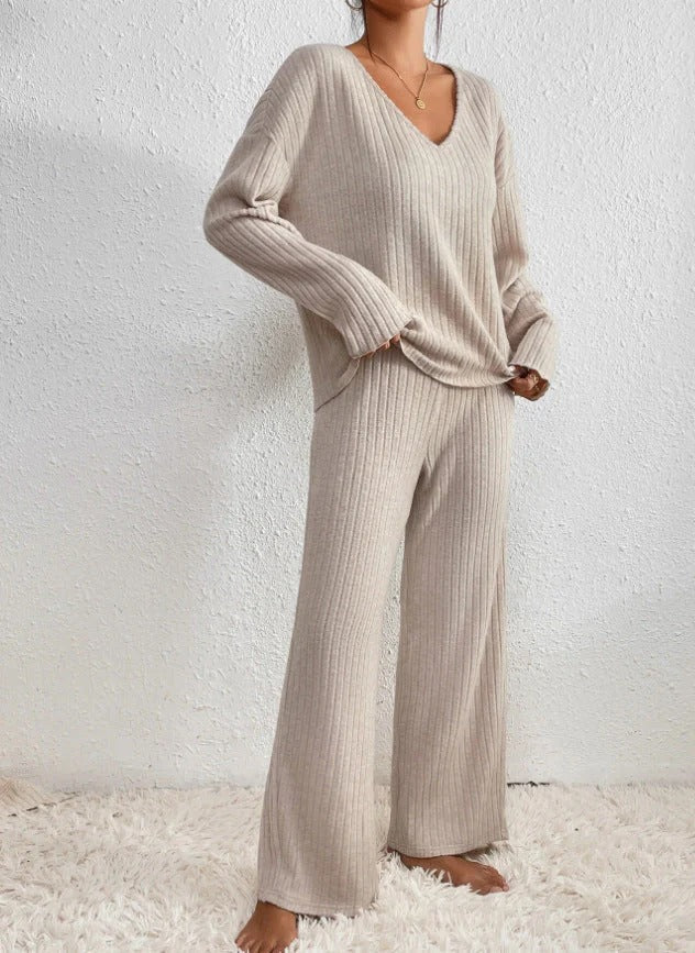 Livia Elegant All-Season Lounge Set