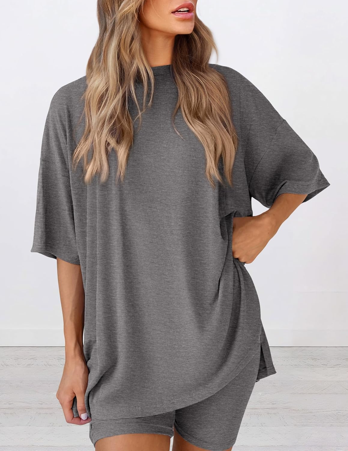 Hilda Minimal 2-Piece Set