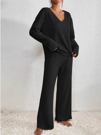 Livia Elegant All-Season Lounge Set